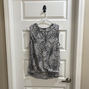 ✨Adrianna Papell Snow Leopard 🐆 Tank✨